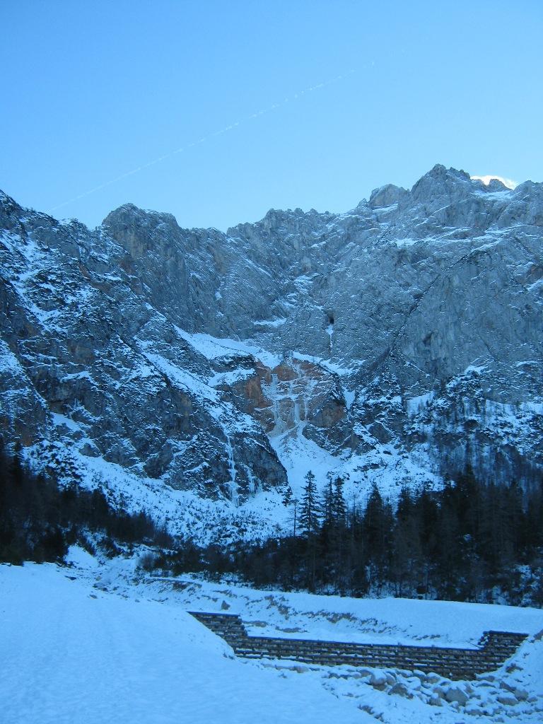 Območje slapu Čedca s podorom. Območje podora